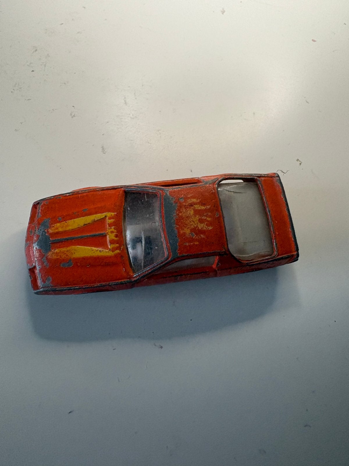 Oud speelgoedautootje - Vintage modelauto, Kinderen en Baby's, Ophalen of Verzenden, Gebruikt
