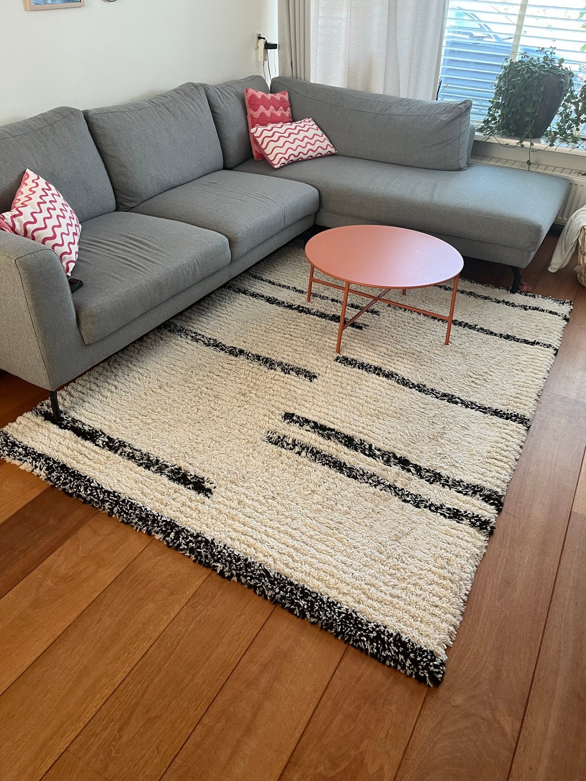 Vloerkleed Karwei 160x230 cm - Crème/Zwart, Huis en Inrichting, Stoffering | Tapijten en Kleden, Ophalen, Gebruikt, 150 tot 200 cm