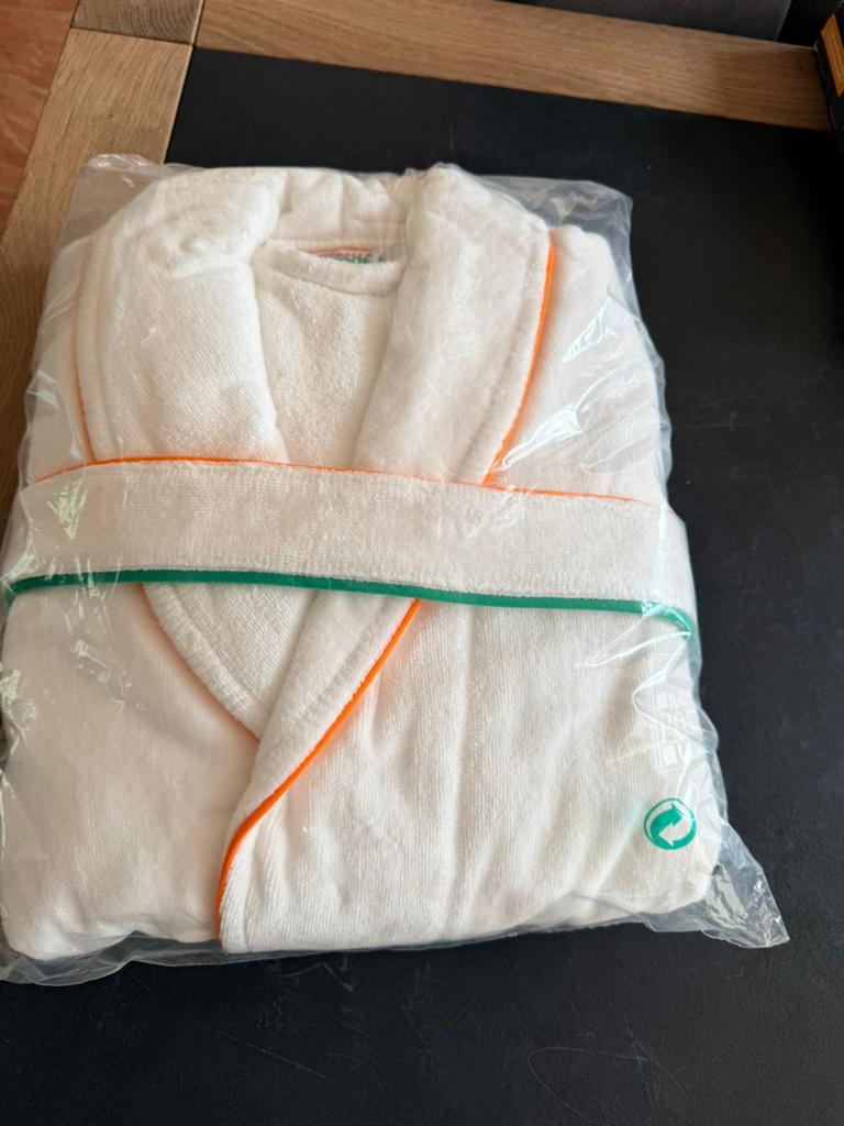 Badjas nog nieuw postcodeloterij model maat xl, Kleding | Heren, Badmode en Zwemkleding, Ophalen of Verzenden
