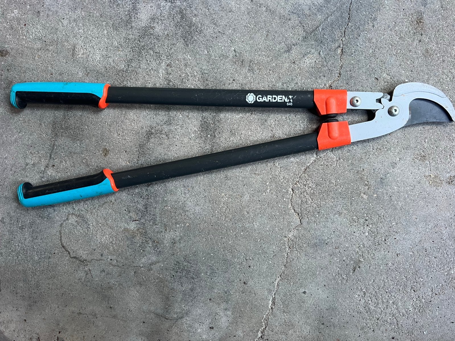 Gardena takkenschaar, Tuin en Terras, Ophalen, Zo goed als nieuw, 50 mm of meer