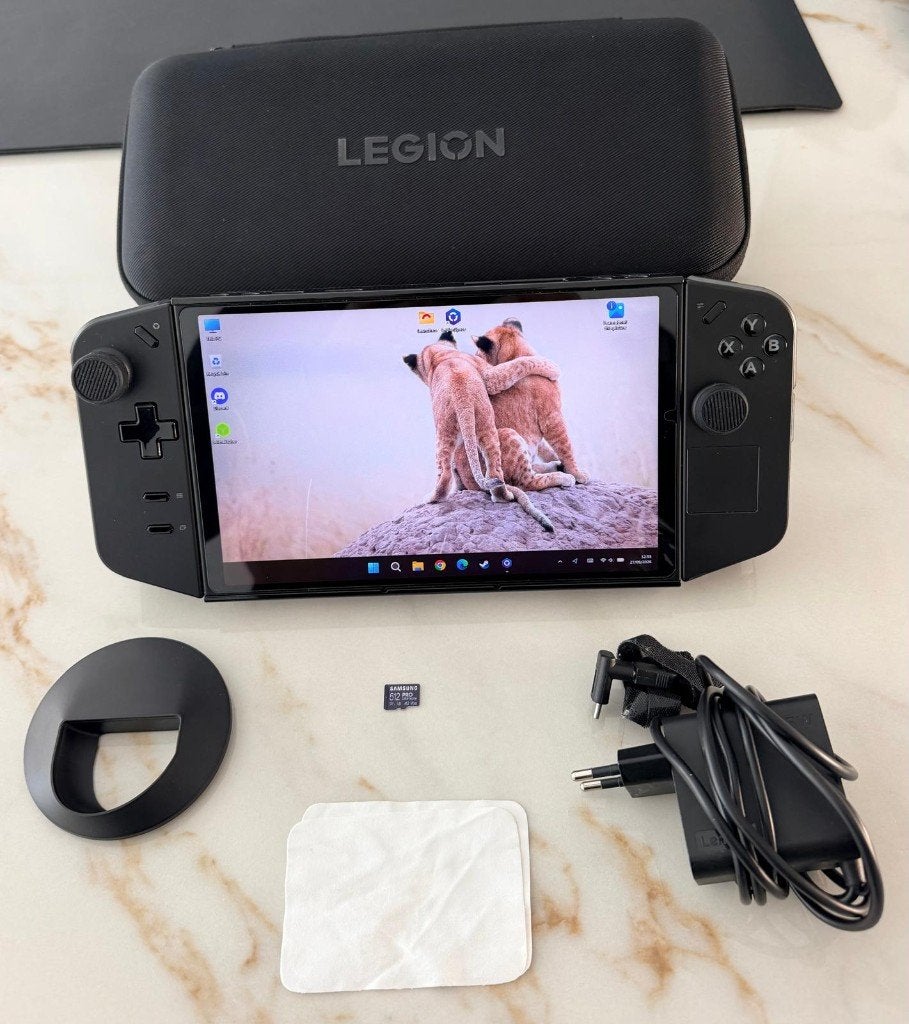 Lenovo Legion Go 1TB + 512gb SD, Ophalen, Lenovo, Zo goed als nieuw