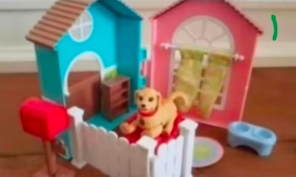 Mattel 2005- Barbie- hond met hok en spullen- set compleet, Ophalen, Gebruikt, Accessoires