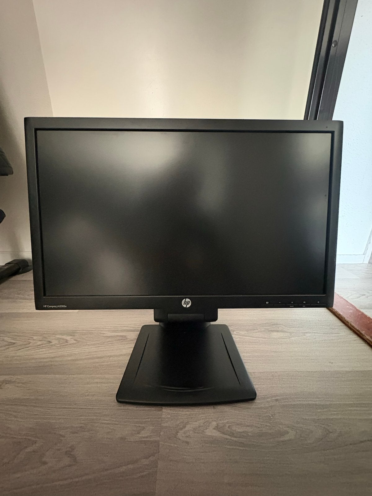 HP Compaq LA2306x Monitor - 23 inch Full HD, Computers en Software, Ophalen, Gebruikt, In hoogte verstelbaar, DisplayPort