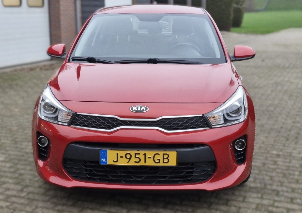 Kia Rio TGDI DynamicPlusLine Met parkeercamera carplay, Auto's, Kia, Gebruikt, Euro 6, Met garantie (alle), 1055 kg