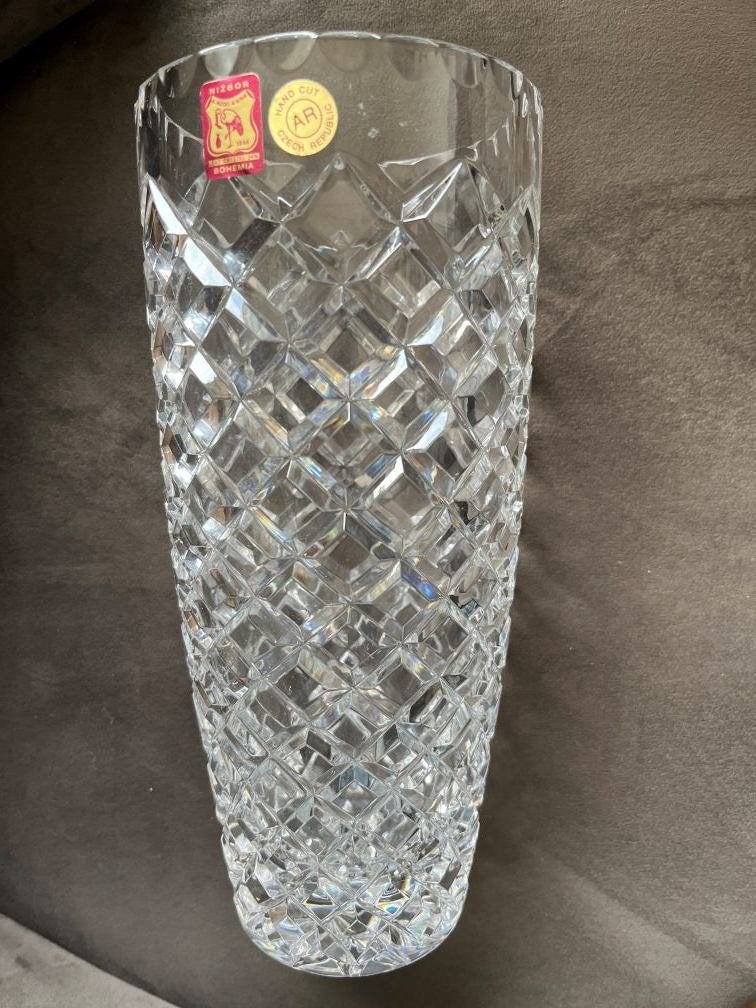 Boheems kristallen vaas, handgeslepen, Antiek en Kunst, Antiek | Glas en Kristal, Ophalen of Verzenden