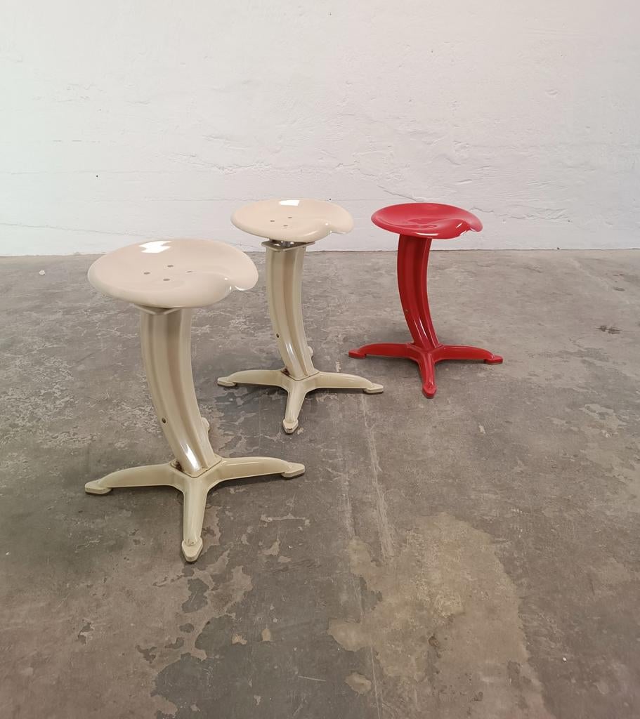 Set van 3 Lotus postmodern kruks, Yasu Sasamoto, Dulton, Huis en Inrichting, Krukjes, Ophalen, Overige materialen, Tweedehands