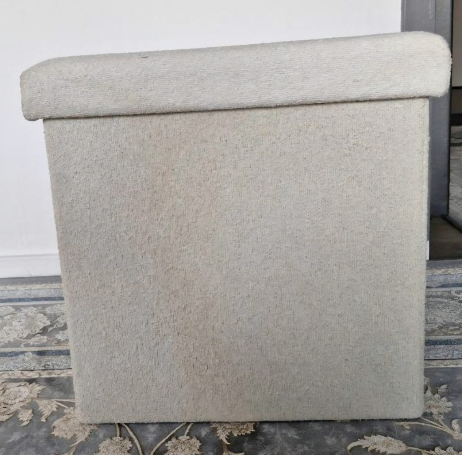 Stoffen Poef / Voetenbank - Crèmekleurig, Ophalen, Modern, Comfortabel, Zo goed als nieuw, Stof