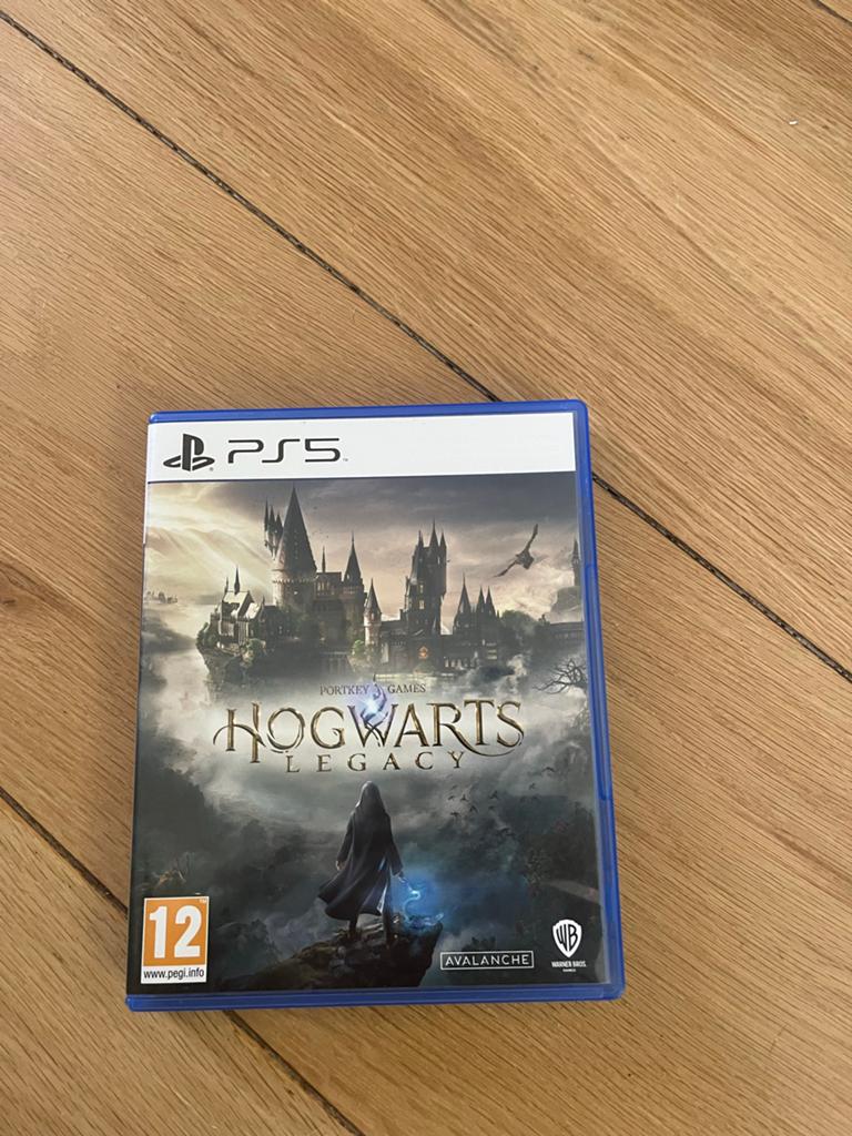 Hogwarts Legacy PS5, 1 speler, Ophalen of Verzenden, Zo goed als nieuw, Role Playing Game (Rpg)