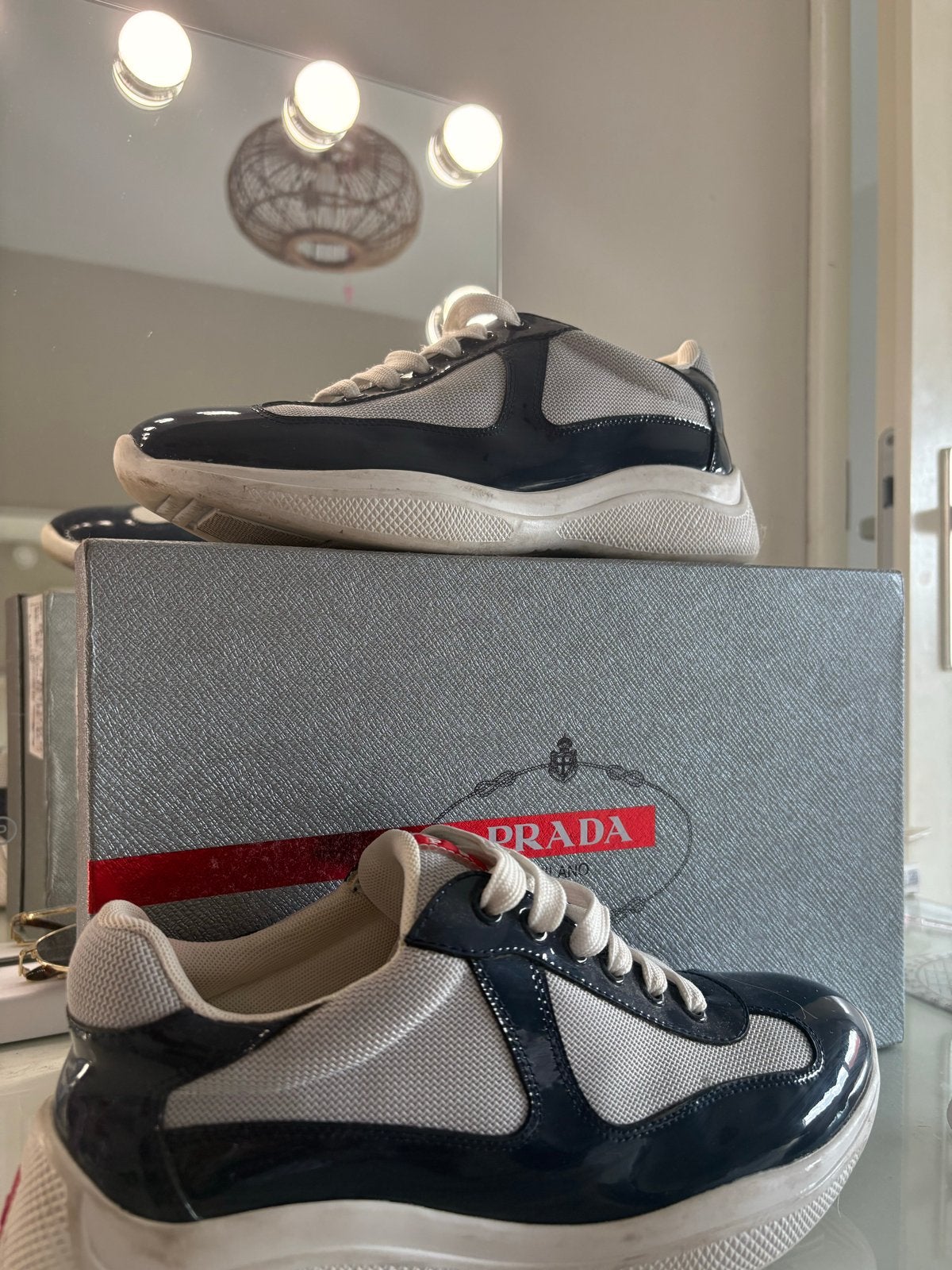 Prada cups (met doos), Kleding | Dames, Ophalen of Verzenden, Gedragen, Blauw, Sneakers of Gympen