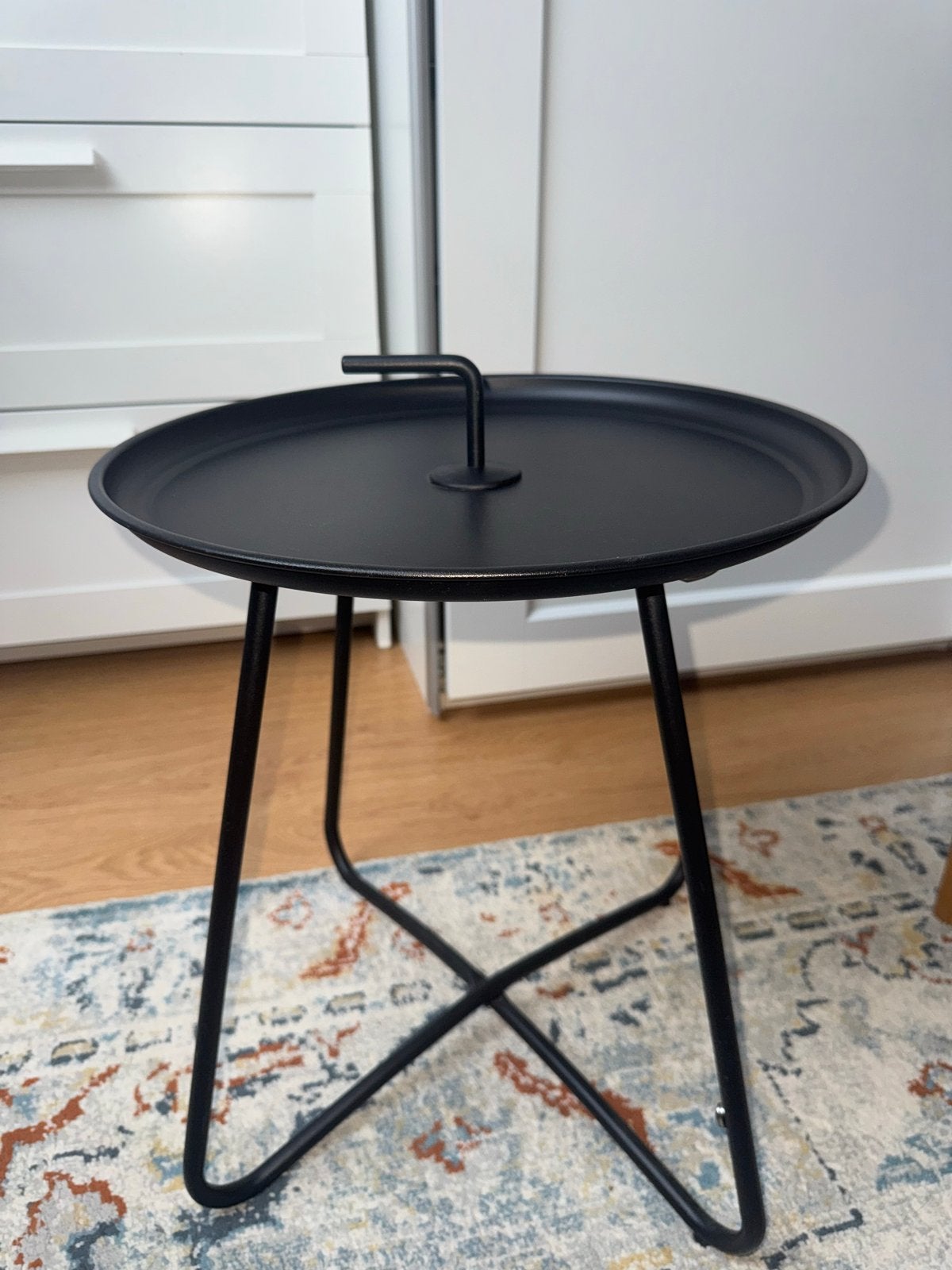 Zwarte Bijzettafel - Metaal, Rond, Huis en Inrichting, Tafels | Bijzettafels, Ophalen, Minder dan 45 cm, Minder dan 55 cm, Metaal of Aluminium