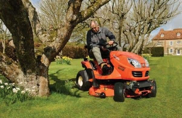 Kubota Maaitrekkers GR1600 Diesel, nieuw, actieprijs, Tuin en Terras, Grasmaaiers, Ophalen, Nieuw, 50 cm of meer