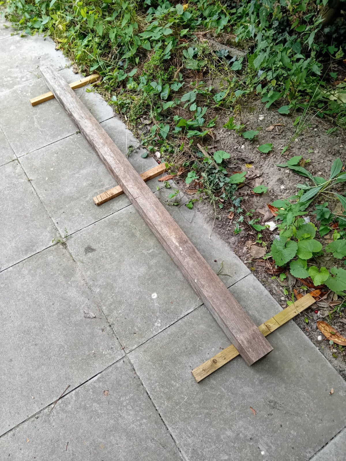 Hardhouten paal, 2 meter lang, 8x8 cm, Ophalen, 250 cm of meer, Palen