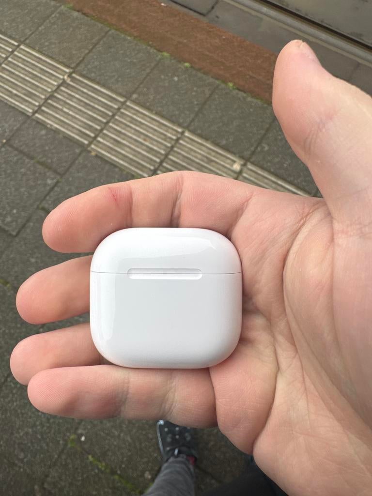 Apple AirPods 4 met Noise Cancelling, Audio, Tv en Foto, Koptelefoons, Ophalen, Zo goed als nieuw, Draadloos