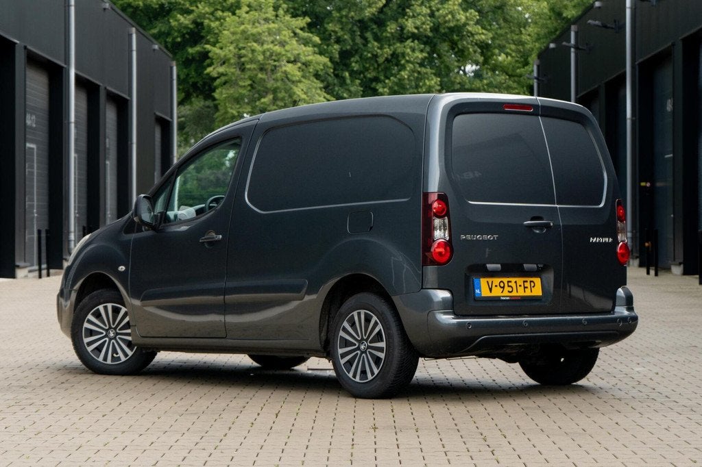 Peugeot Partner 1.6 BlueHDi *Navi* Cruise* Carplay* MARGE*, Stof, 4 cilinders, Origineel Nederlands, Bedrijf
