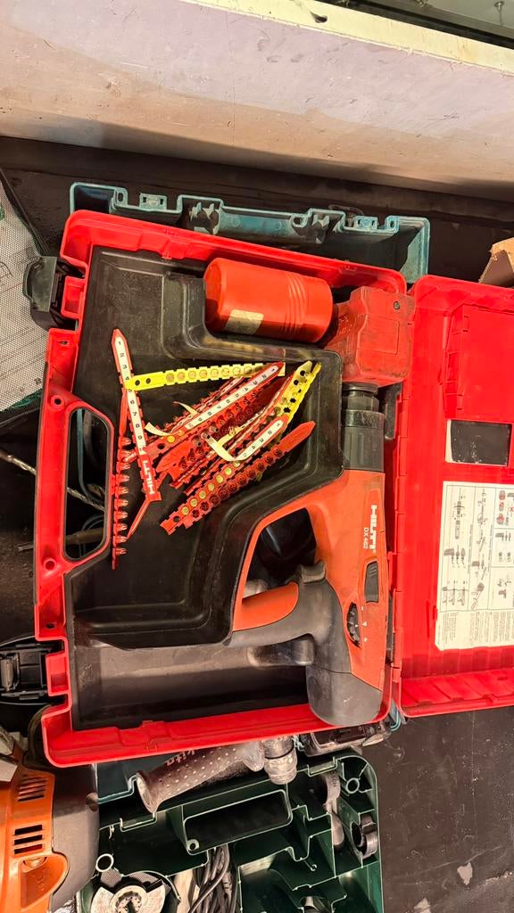goedwerkende hilti kruidschiethamer DX 462 X-CM uitvoering, Doe-het-zelf en Verbouw, Gereedschap | Boormachines, Gebruikt, Overige typen