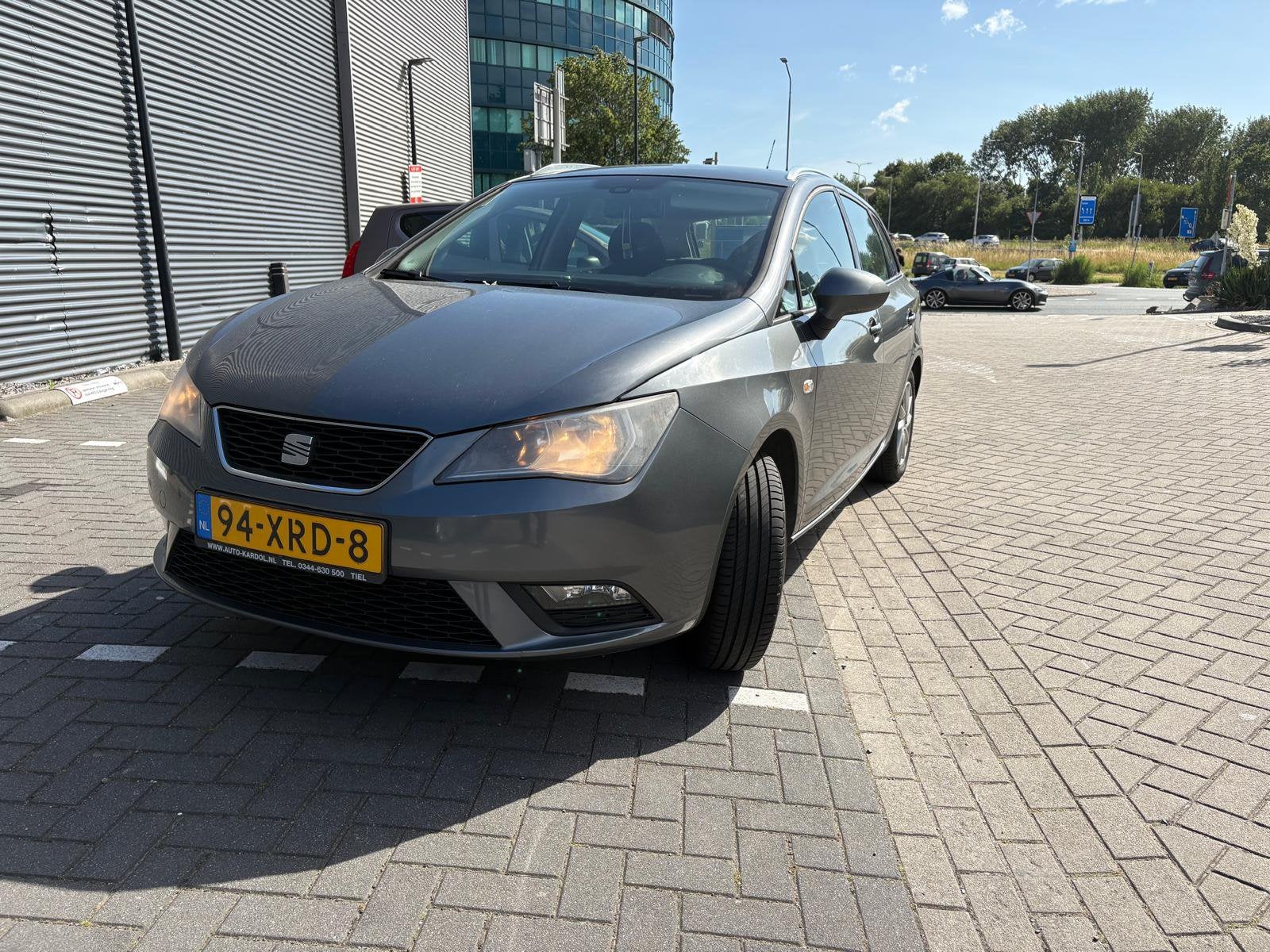 Seat Ibiza 1.2 TSI 77KW ST 2012 Grijs, Auto's, Seat, Voorwielaandrijving, 40 €/maand, 4 cilinders, Ibiza
