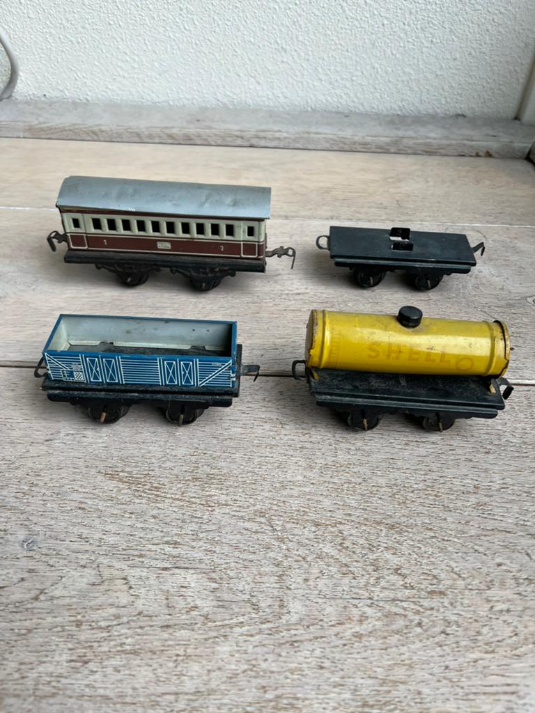 4 Blikken trein wagons spoor 0, antiek/vintage, Antiek en Kunst, Ophalen of Verzenden