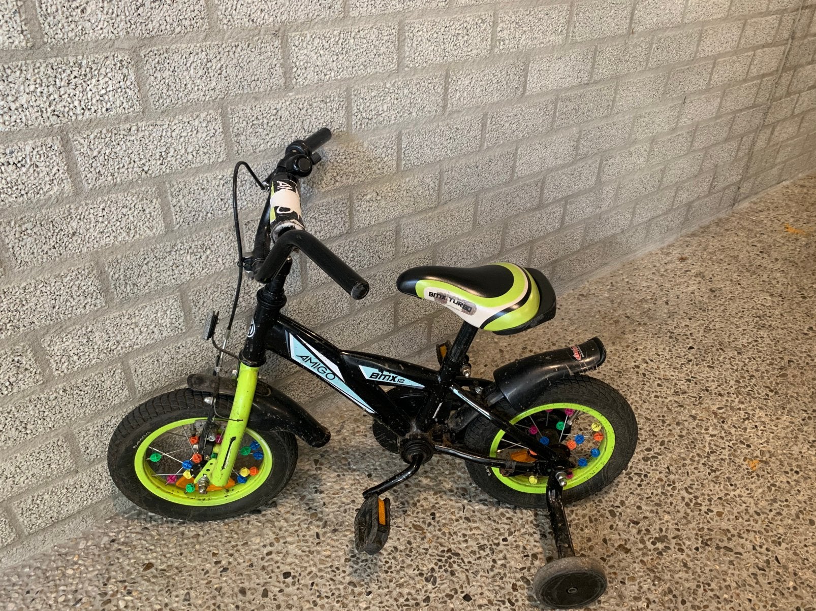 Amigo kinderfiet 12 inches, Ophalen, Zo goed als nieuw, Minder dan 16 inch