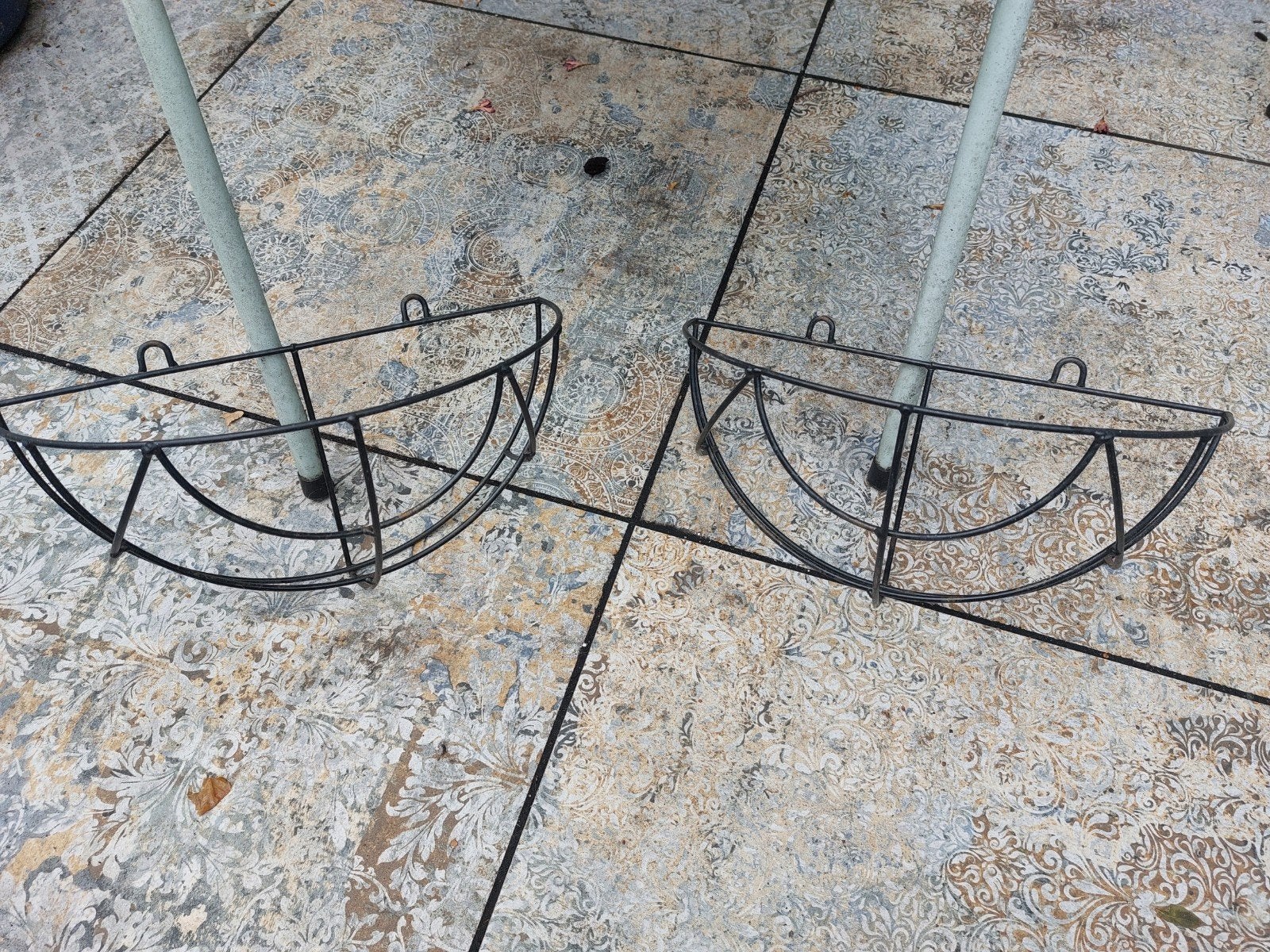 Metalen bloembakhouders 2 stuks voor balkon of tuin, Ophalen, Gebruikt, Minder dan 30 cm, Minder dan 60 cm