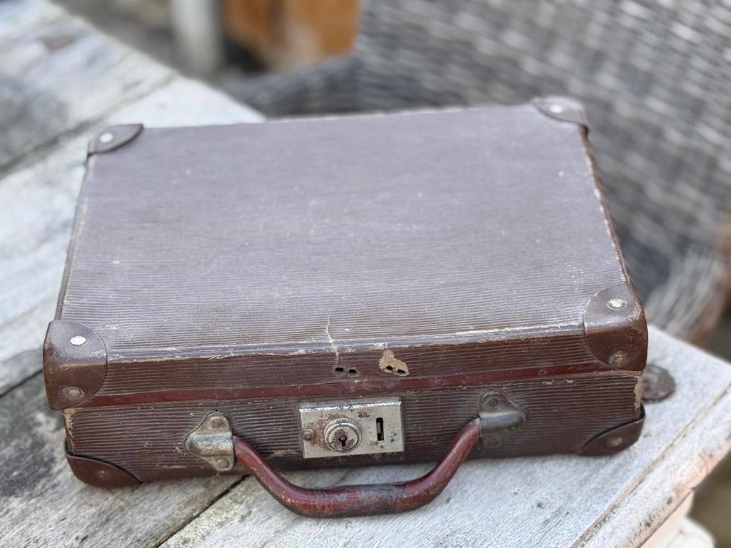Kleine oude koffer louis dobbelmann, Ophalen of Verzenden, Zo goed als nieuw, Minder dan 50 cm