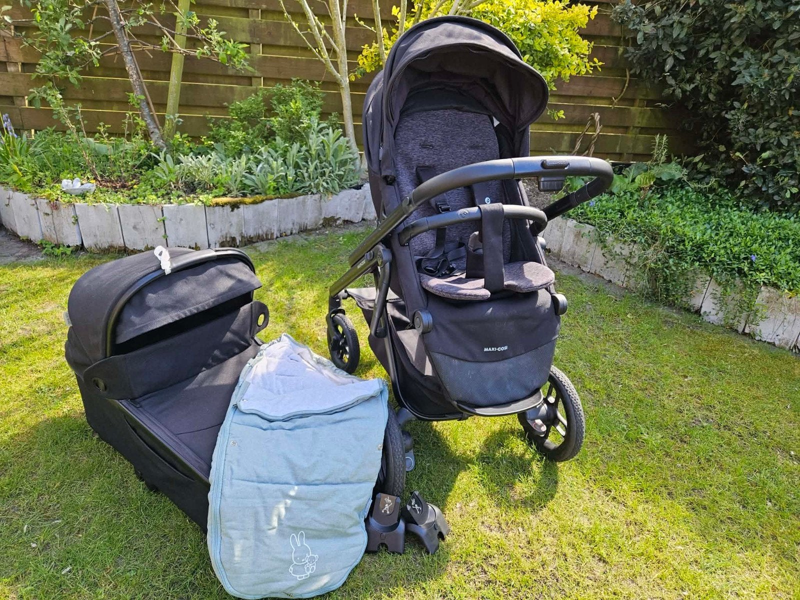 Maxi-Cosi Lila XP kinderwagen compleet met accessoires, Ophalen, Zo goed als nieuw, Combiwagen, Met autostoeltje