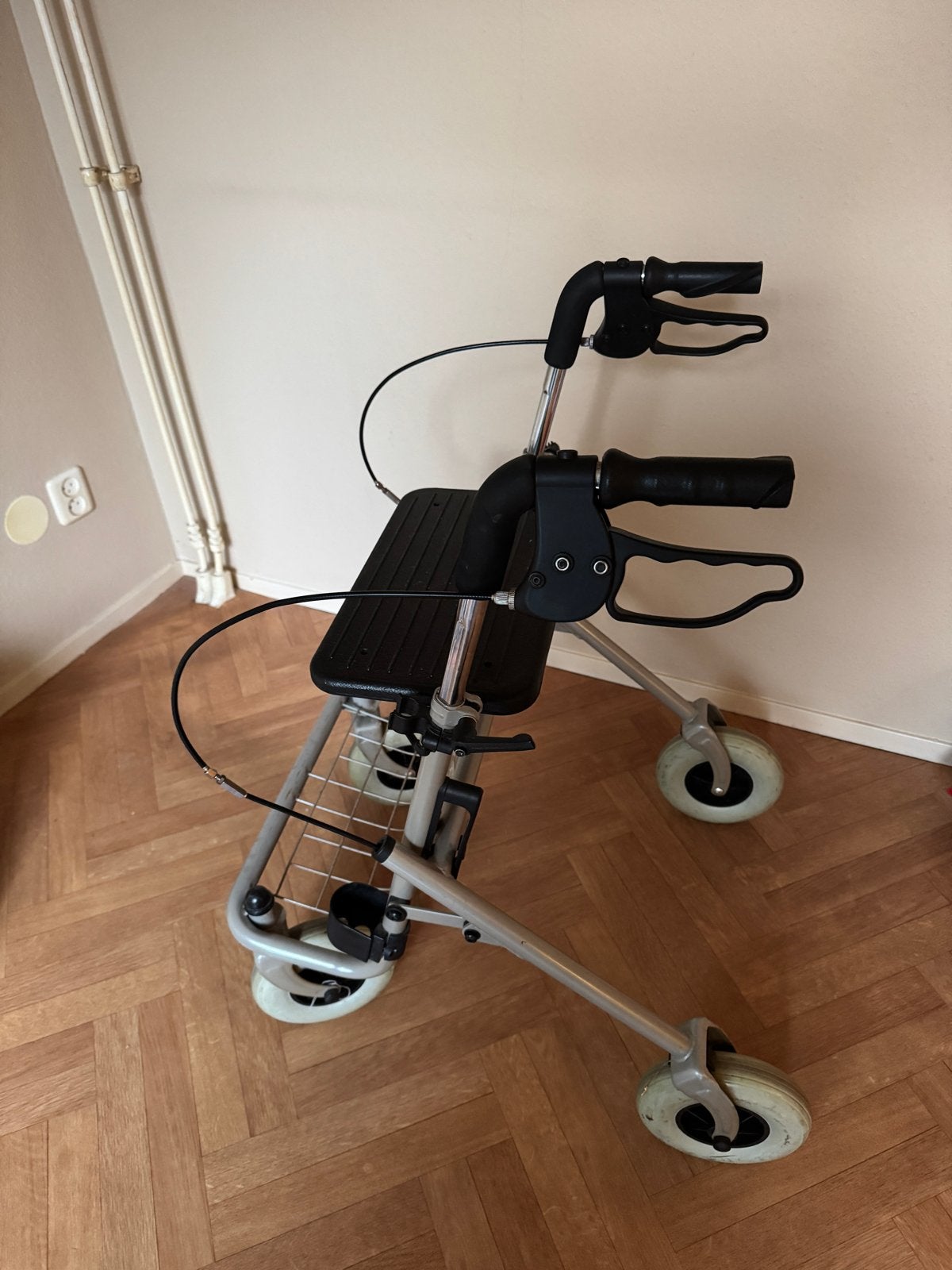 Rollator, Ophalen, Gebruikt