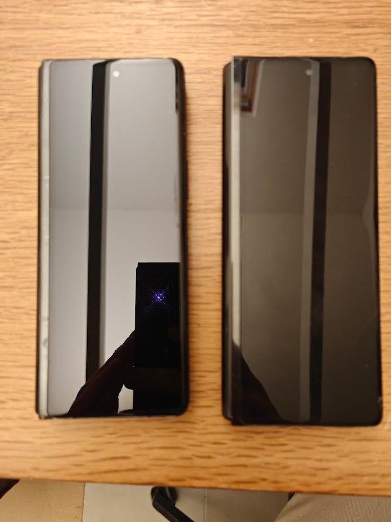 Samsung Galaxy Z Fold2 5G met kapot binnenscherm, Gebruikt, Zwart, Touchscreen, Ophalen of Verzenden