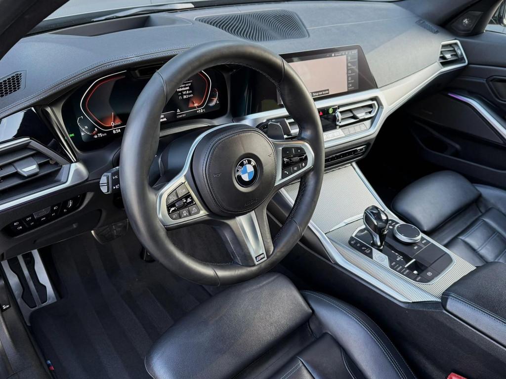 BMW 3-serie 320i M-sport / H&K / HUD / 360 camera, Automaat, 1998 cc, Achterwielaandrijving, Gebruikt