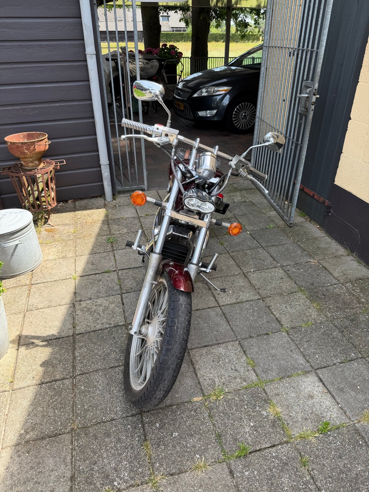 Suzuki VS700 Intruder, Motoren, 2 cilinders, Chopper, Gebruikt, Particulier
