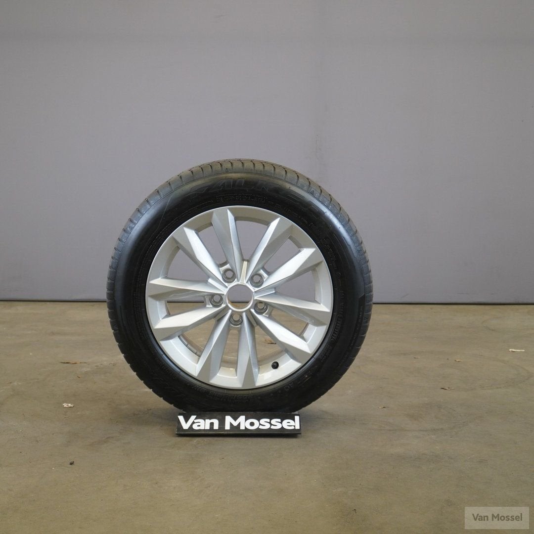 Audi Falken Ziex ZE310A Zomerbanden 205/55/R16, Auto-onderdelen, Banden en Velgen, Gebruikt, -, Banden en Velgen, Zomerbanden