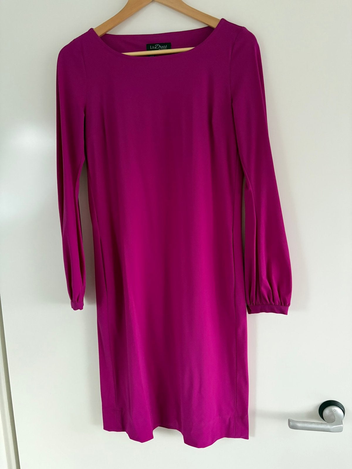 LaDress jurk Blake Cyclamen (fuchsiaroze) maat XXS, Kleding | Dames, Ophalen of Verzenden, Zo goed als nieuw, Knielengte, Roze