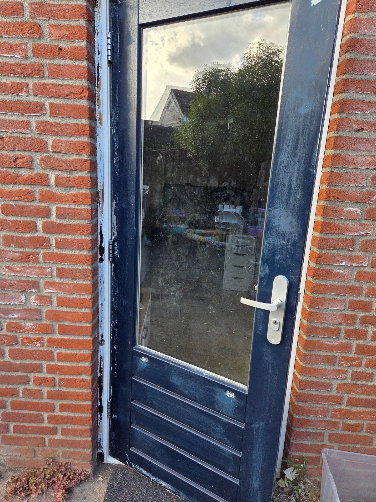 Buitendeur met dubbel glas en hang en sluit werk, Doe-het-zelf en Verbouw, Deuren en Horren, Ophalen, 80 tot 100 cm, 200 tot 215 cm