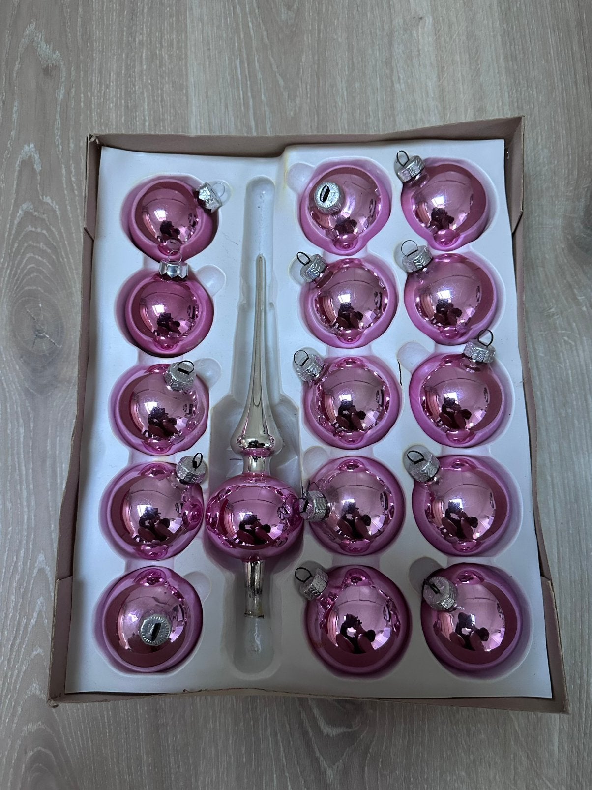 Vintage DDR kerst set glazen kerstballen + piek roze zilver, Ophalen, Zo goed als nieuw