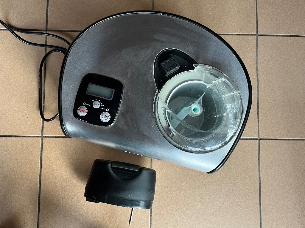 Domo Do90301 zelfvriezende ijsmachine, Ophalen of Verzenden, Zo goed als nieuw, Zelfvriezend