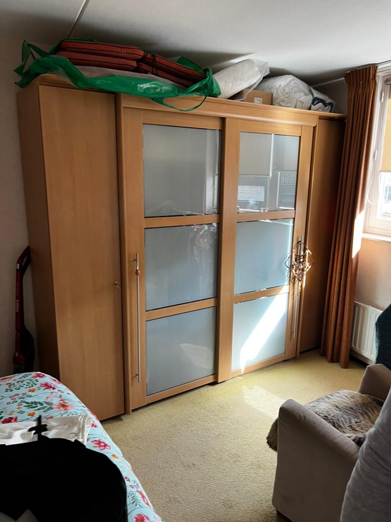 4 deurs kast, Huis en Inrichting, Kasten | Kledingkasten, Ophalen, Zo goed als nieuw, 200 cm of meer, 150 tot 200 cm