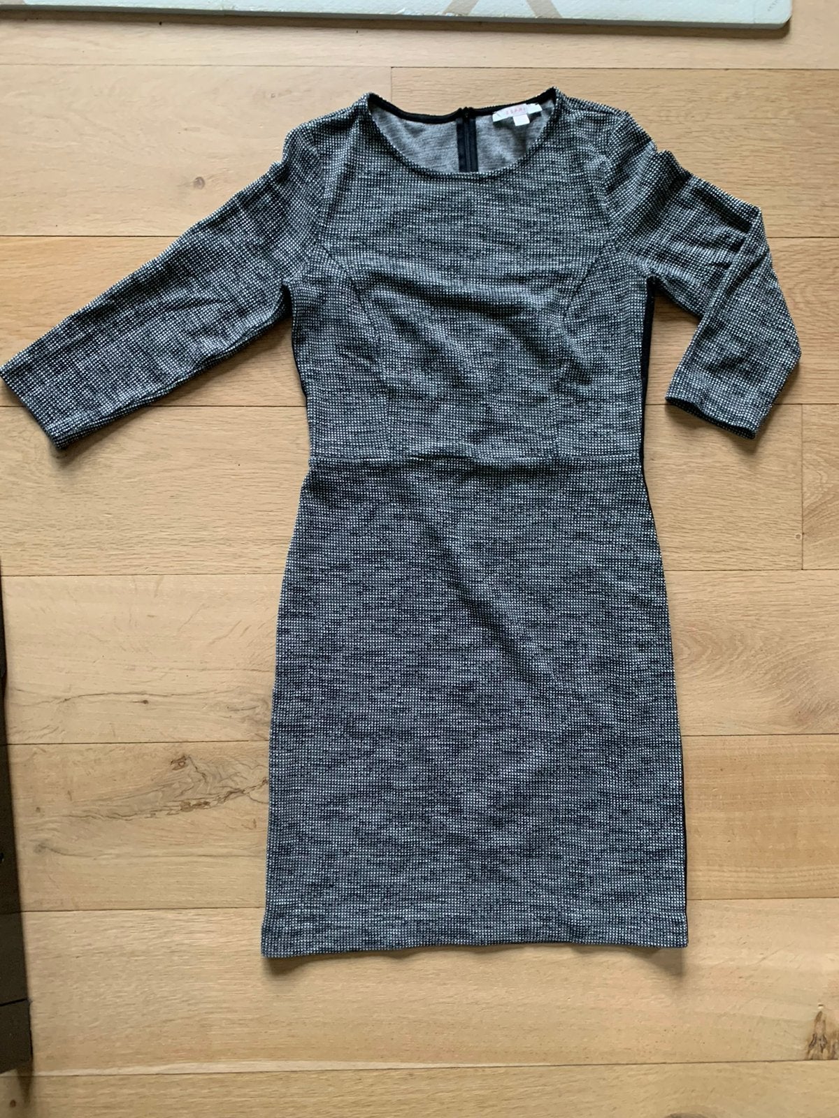 Esprit jurk - maat M - grijs, Kleding | Dames, Maat 38/40 (M), Ophalen of Verzenden, Zo goed als nieuw, Knielengte