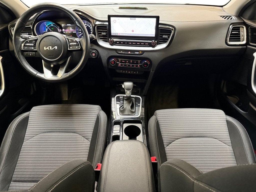 Kia Ceed Sportswagon 1.6 GDI PHEV DynamicLine, 12 maanden, 77 km/l, Gebruikt, Wit