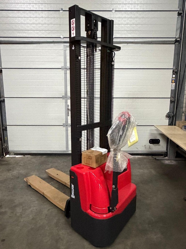 Elektrische stapelaar 1500kg - Verschillende hefhoogtes, Zakelijke goederen, Machines en Bouw | Heftrucks en Intern transport