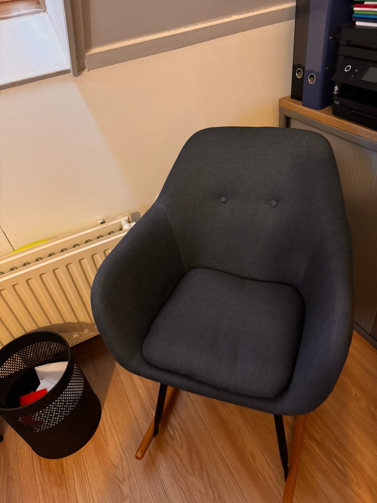 Comfortabele schommelstoel – ideaal als voedingsstoel, Ophalen, Zo goed als nieuw, Overige typen