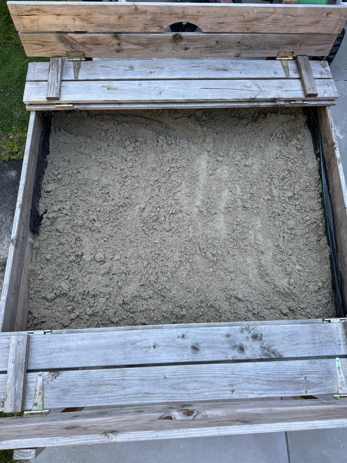 Houten zandbak met deksel en speelzand, Kinderen en Baby's, Speelgoed | Buiten | Zandbakken, Ophalen, Gebruikt