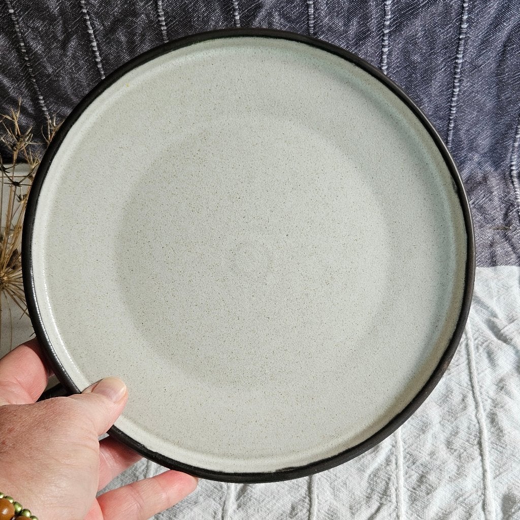 Lucie Q Bakker vintage seventies ontbijtbord | per stuk, Ophalen of Verzenden, Zo goed als nieuw, Overige stijlen, Aardewerk