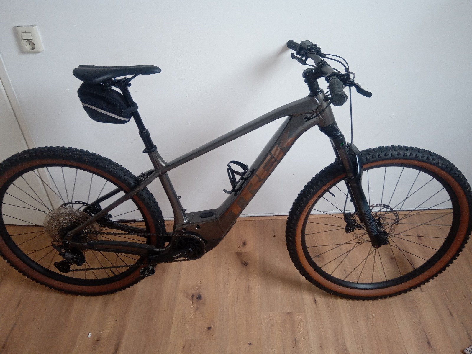 Trek E-Mountainbike - Zo goed als nieuw, Fietsen en Brommers, Overige merken, Ophalen of Verzenden, Zo goed als nieuw, 50 km per accu of meer