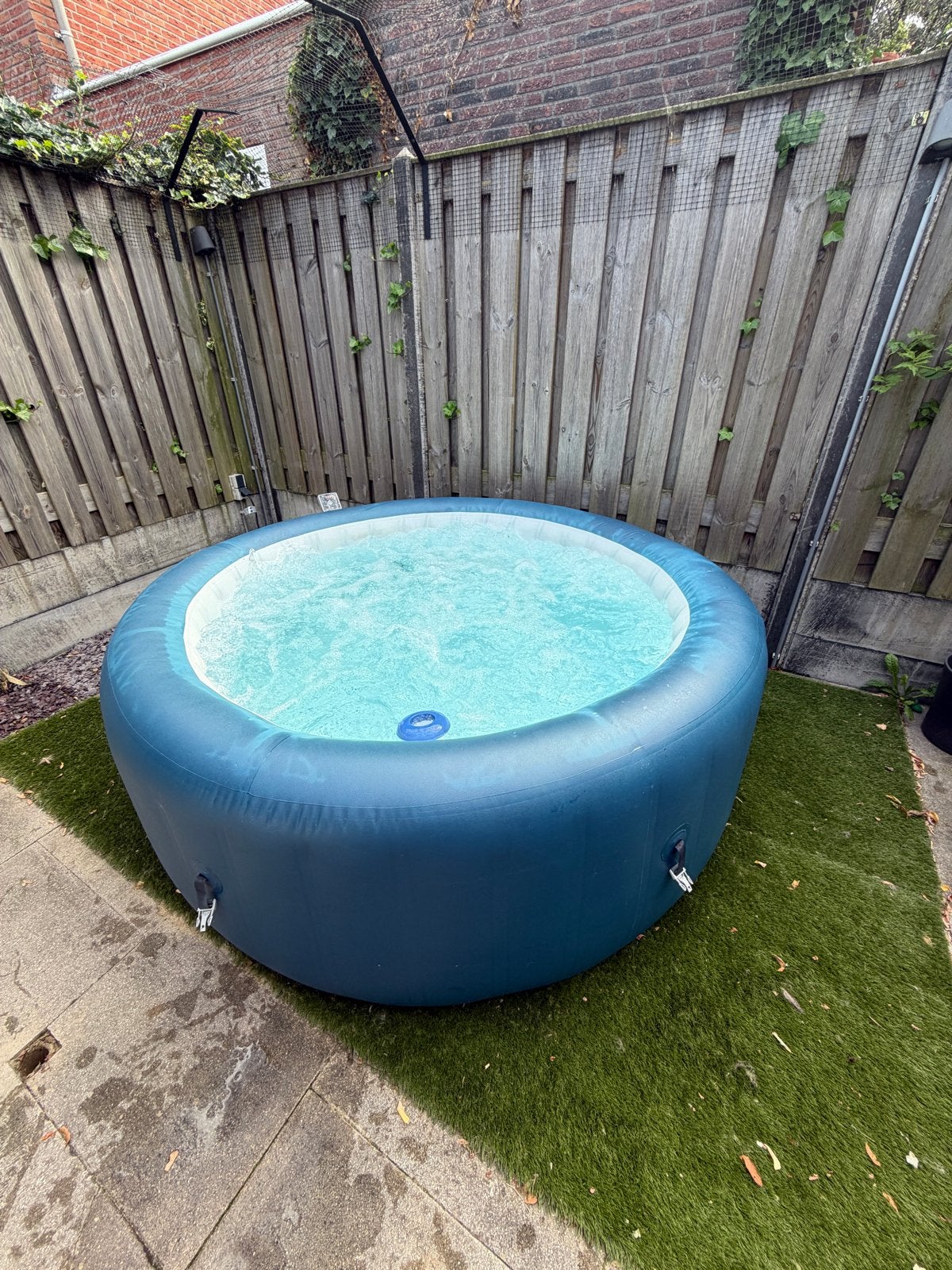 Opblaasbare Jacuzzi lazy spa, Ophalen of Verzenden, Gebruikt, Afdekzeil, Opblaasbaar