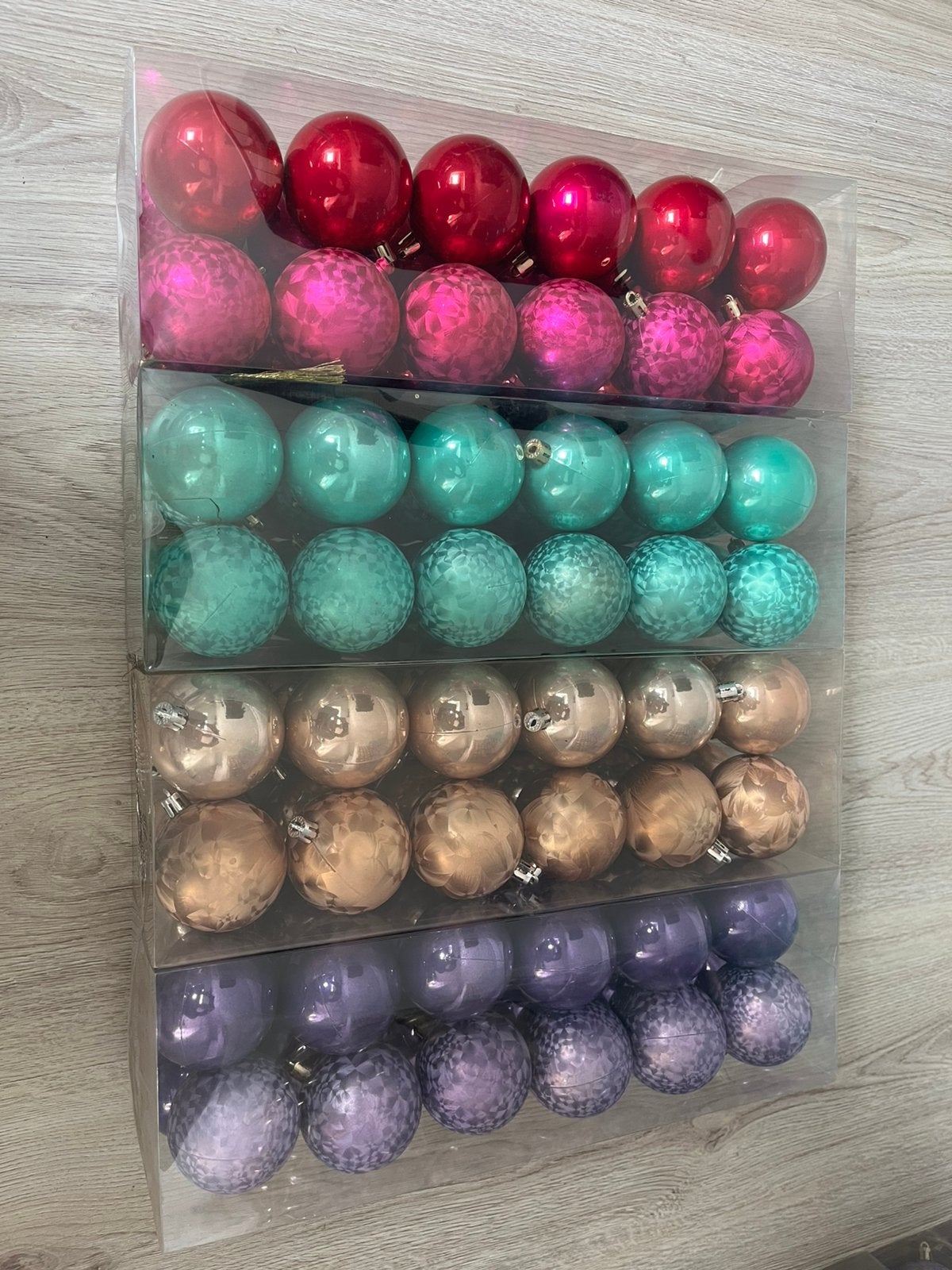Kerstballen in verschillende kleuren, Ophalen of Verzenden, Nieuw