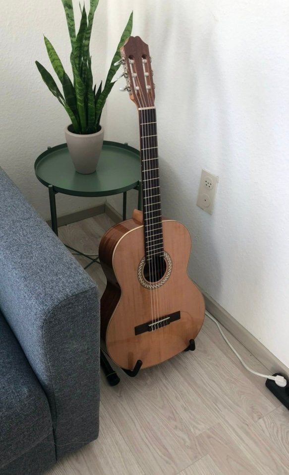 Klassieke spaanse gitaar Juan Salvador Modelo 2C (uit 2021), Ophalen, Zo goed als nieuw, Klassieke of Spaanse gitaar