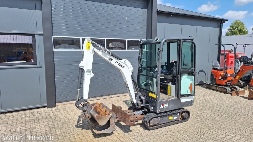 Zeer compleet Bobcat E19 Sloop/sorteer functie servo(2020), Zakelijke goederen, Machines en Bouw | Kranen en Graafmachines, Niet opgegeven