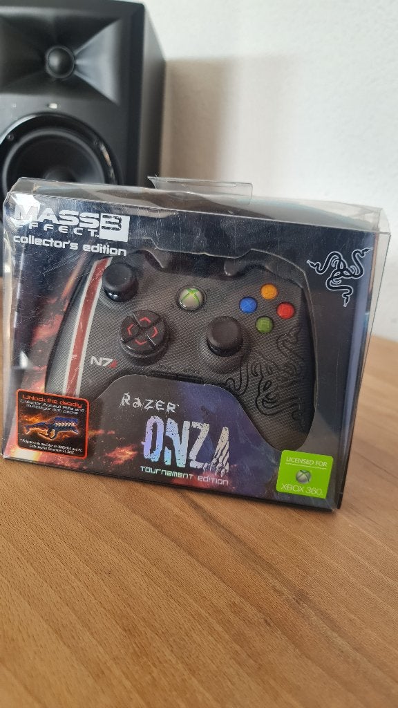 Razer Onza Tournament Edition Mass Effect 3 CE, Spelcomputers en Games, Spelcomputers | Xbox | Accessoires, Ophalen of Verzenden