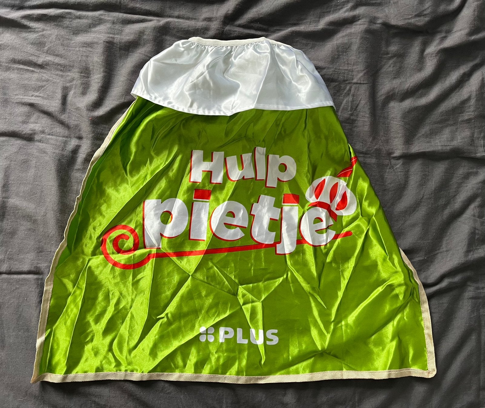 Hulp Pietje cape / Pieten cape | Verkleedcape Sinterklaas, Ophalen of Verzenden, Zo goed als nieuw, Jongen of Meisje