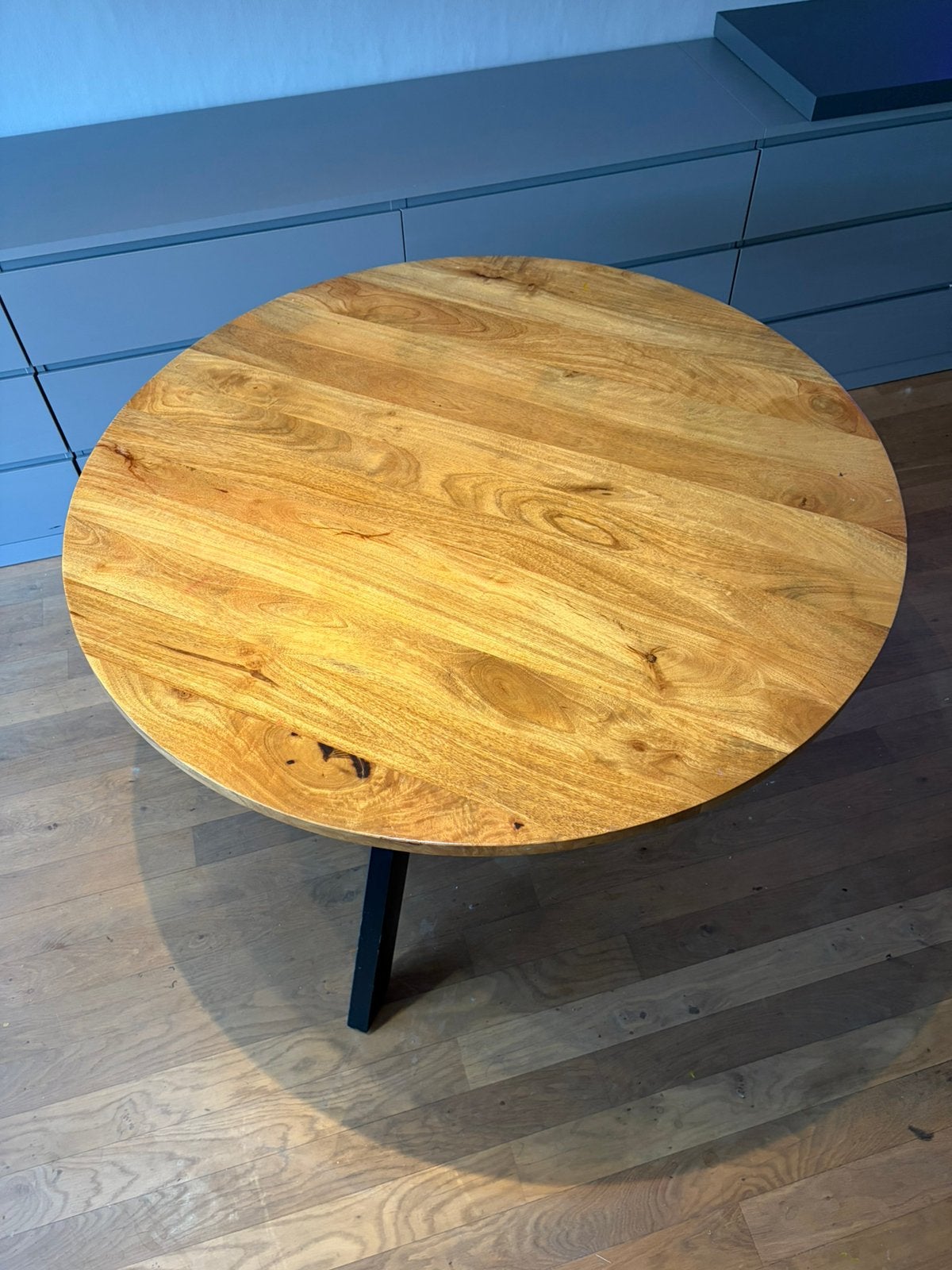 Eikenhout eettafel rond - diameter 120cm, Huis en Inrichting, Tafels | Eettafels, Ophalen, 100 tot 150 cm, Zo goed als nieuw, Vier personen