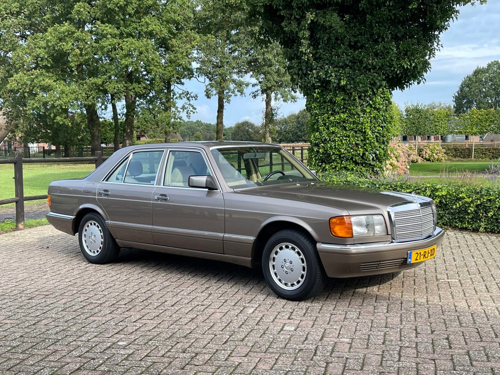 Mercedes-Benz S-klasse 420 SE W126 in zeer mooie staat, foto 4